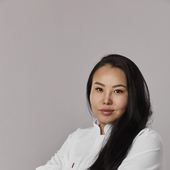 Бадмажапова Екатерина Юрьевна, стоматолог-хирург