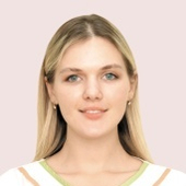 Смирнова Евгения Юрьевна, стоматолог-терапевт