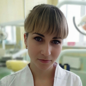 Лапшина Екатерина Михайловна, стоматолог-терапевт