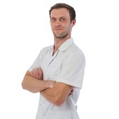 Татарников Владимир Александрович, стоматолог-терапевт