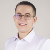 Овчинников Александр Дмитриевич, стоматолог-терапевт