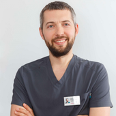 Гречкин Алексей Викторович, стоматолог-хирург