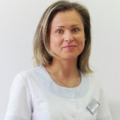 Попова Наталия Владимировна, стоматолог-терапевт