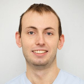 Харченко Михаил Геннадьевич, стоматолог-хирург