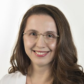 Липатова Елена Владимировна, стоматолог-терапевт