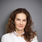 Рузанова Евгения Геннадьевна, врач-косметолог