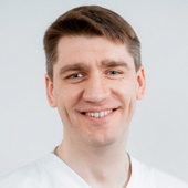 Кривоухов Роман Александрович, стоматолог-хирург