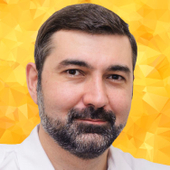 Сахалтуев Роман Геннадьевич, стоматолог-терапевт