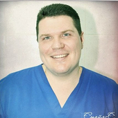 Ульянов Евгений Александрович, стоматолог-терапевт