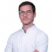 Макеенко Николай Владимирович, пластический хирург