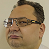 Борисов Руслан Борисович, стоматолог-терапевт