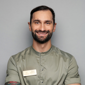 Царгасов Альберт Таймуразович, стоматолог-терапевт