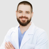 Гасянец Виталий Иванович, стоматолог-хирург