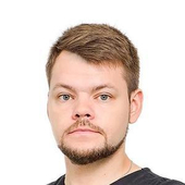 Комаров Артем Сергеевич, офтальмолог