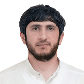 Юнусов Увайс Наибович, стоматолог-хирург