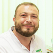 Красно Игорь Александрович, невролог