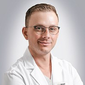 Юрченко Иван Анатольевич, пластический хирург