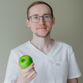 Дубов Игорь Игоревич, стоматолог-терапевт