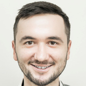 Микитюк Андрей Евгеньевич, стоматолог-хирург