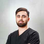 Дулунц Игорь Андраникович, стоматолог-хирург