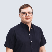 Ратников Иван Сергеевич, стоматолог-хирург