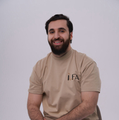 Мирза Руслан Эльчинович, стоматолог-терапевт