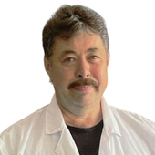 Зарипов Наиль Марсович, офтальмолог