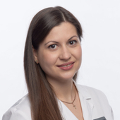 Звягинцева Елена Владимировна, стоматолог-терапевт