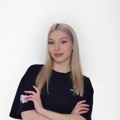 Слинкина Ксения Альбертовна, стоматолог-терапевт