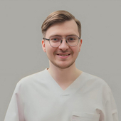 Назаров Дмитрий Михайлович, стоматолог-ортопед