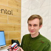 Кириллов Вячеслав Валерьевич, стоматолог-хирург