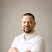 Карпук Михаил Юрьевич, стоматолог-ортопед