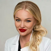 Дельнова Карина Владимировна, пластический хирург