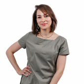 Курбанова Мадина Абдусаламовна, стоматолог-терапевт