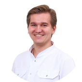 Еланский Дмитрий Алексеевич, стоматолог-терапевт