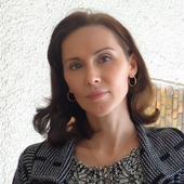 Лазовская Юлия Евгеньевна, психолог