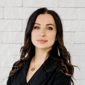 Мацаева (Альбрехт) Кира Сергеевна, пластический хирург