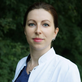 Захарова Юлия Андреевна, ортопед