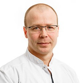 Алюшинский Олег Сергеевич, нарколог