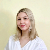 Саморядова Арина Сергеевна, стоматолог-терапевт