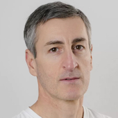 Нарманиа Леван, массажист