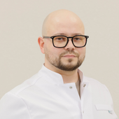 Якунин Максим Сергеевич, офтальмолог