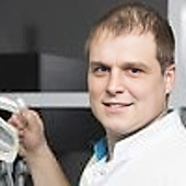 Лужецкий Иван Олегович, стоматолог-терапевт