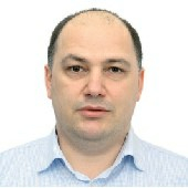 Султанов Руфат Расимович, стоматолог-терапевт