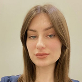 Ненахова Ольга Олеговна, инструктор ЛФК