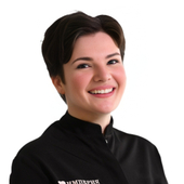 Горячева Юлия Георгиевна, стоматолог-терапевт