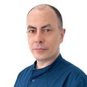 Иванов Иван Валерьевич, стоматолог-хирург