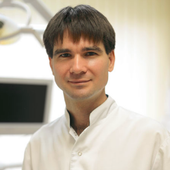 Муляр Евгений Александрович, стоматолог-ортопед