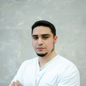 Петросян Мушег Геворгович, стоматолог-терапевт