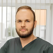 Стафеев Антон Олегович, стоматолог-ортопед